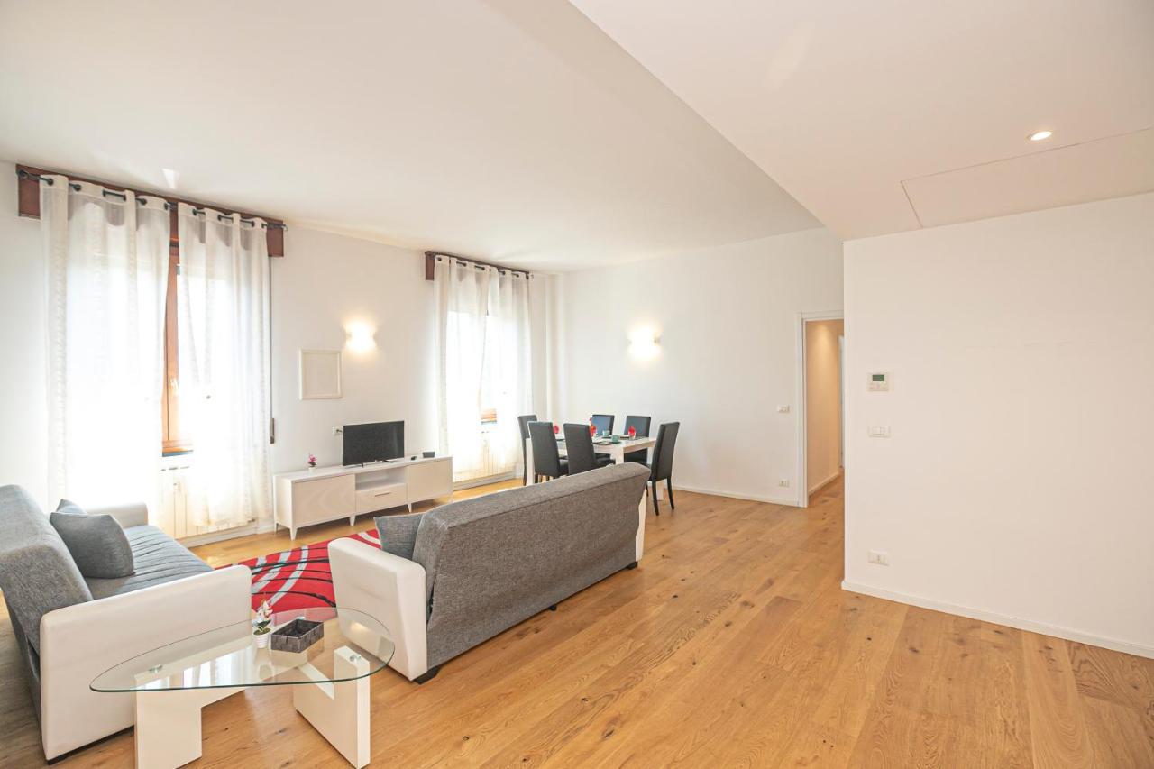 جنوة Splendid Apartment المظهر الخارجي الصورة